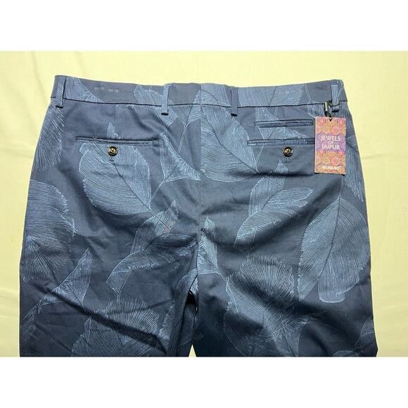 NWT Murano Men's Evan Extra Slim Fit Navy Blue Leaf Print Pants - Size 38x28.5 - Picture 4 of 8